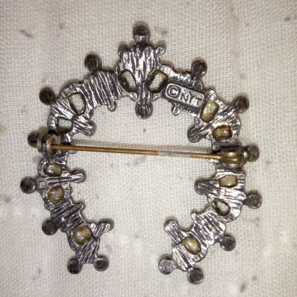 Old Pin - Picture 3 of 3